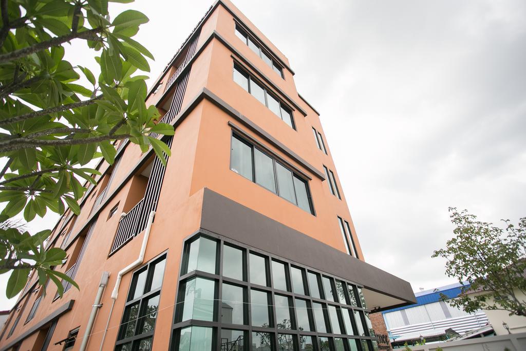 Zen D-well Don Muang Hotel 3*